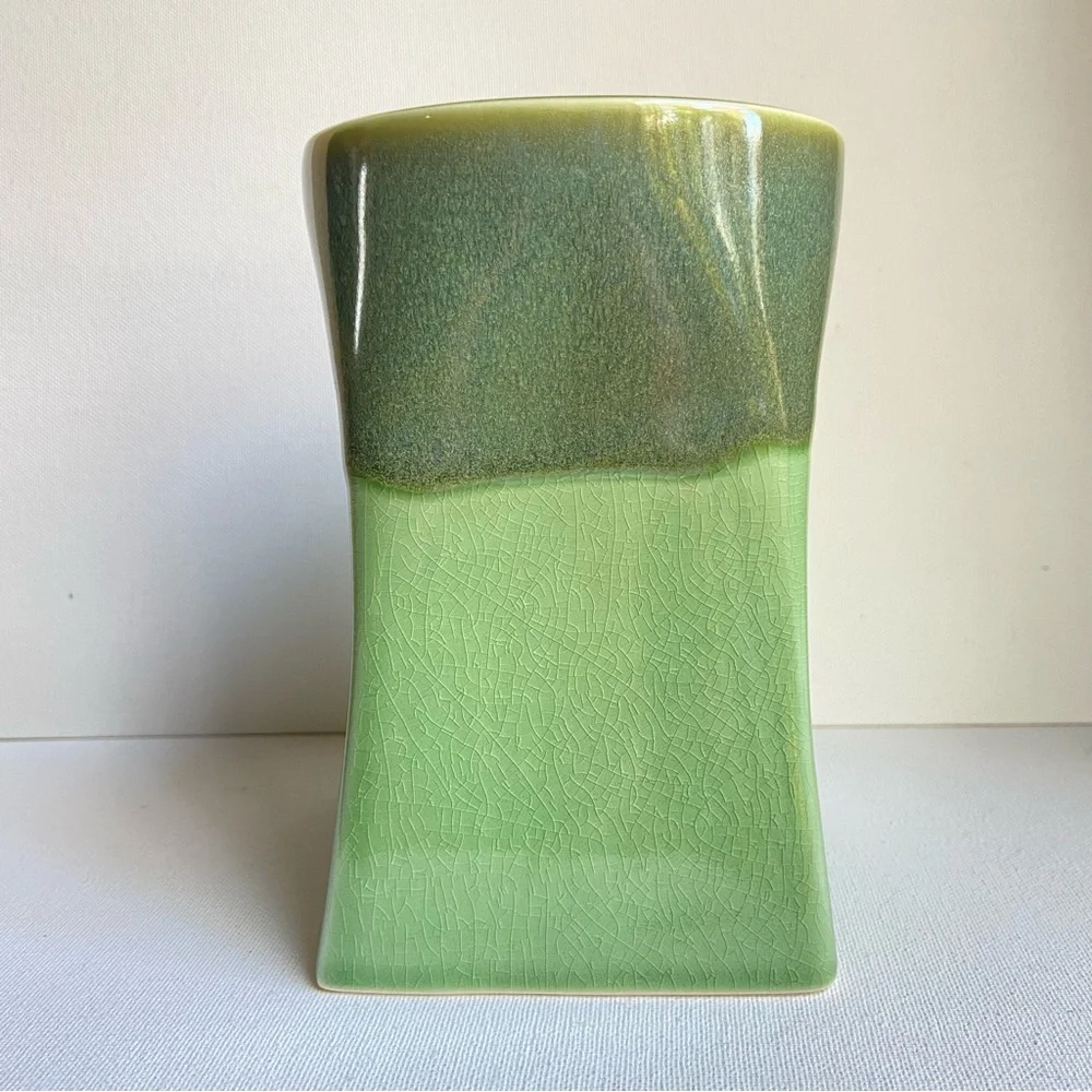 PartyLite Nature’s Garden pillar candle holder green glaze on ceramic P9183